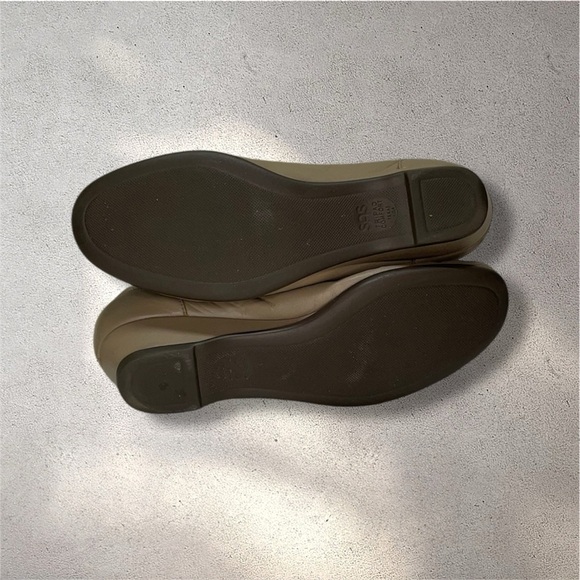SAS Beige Leather Moc Toe Comfort Loafers Walking Shoes USA - Picture 8 of 9